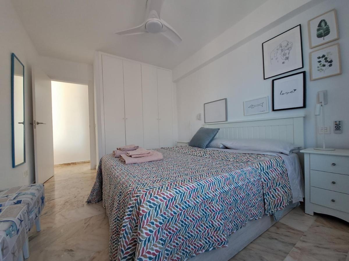 Romantica Vista Al Paseo Maritimo De Cádiz Eksteriør billede